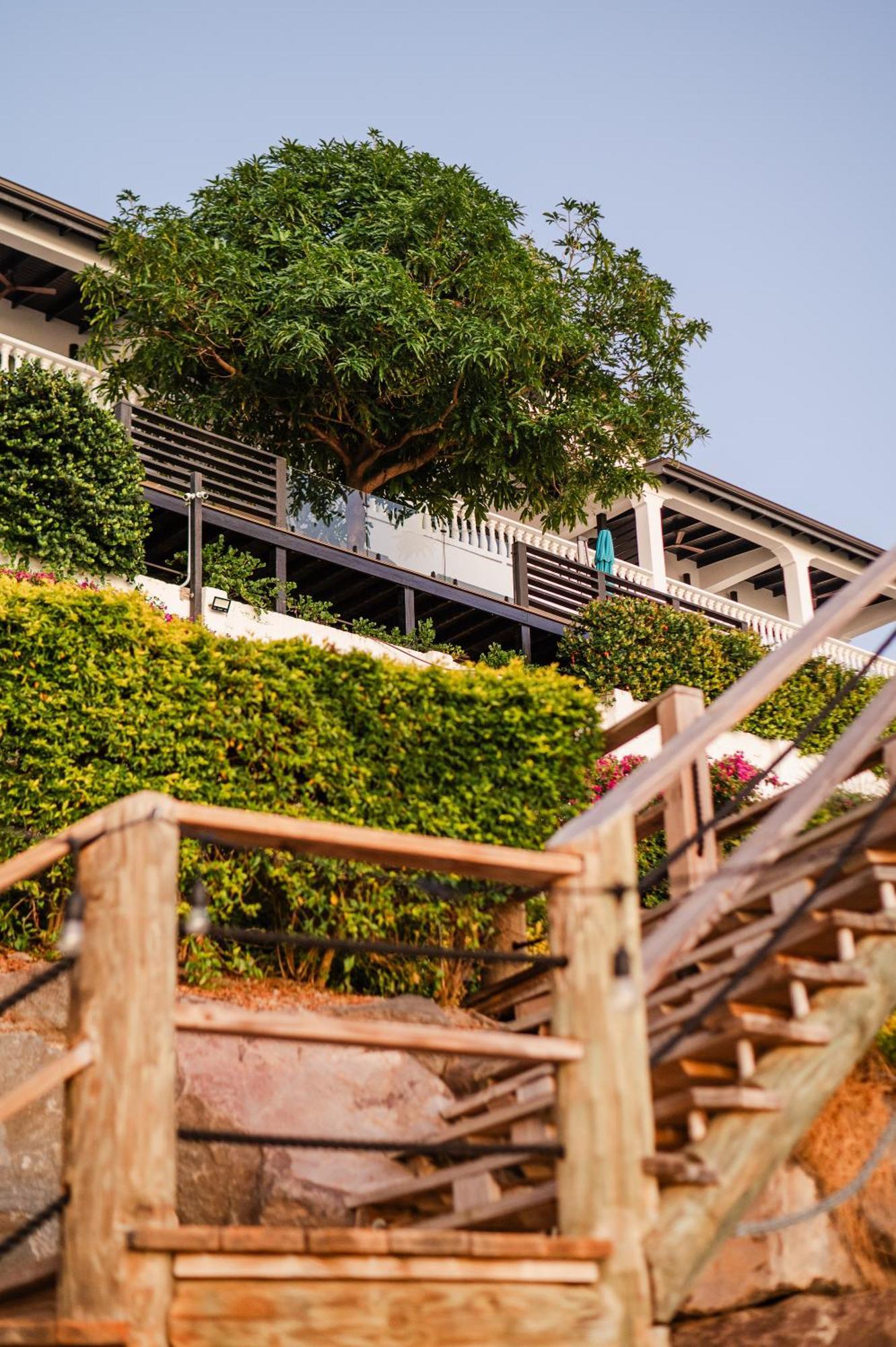 Sunset Reef St. Kitts Hotel Ottleyʼs Village Buitenkant foto